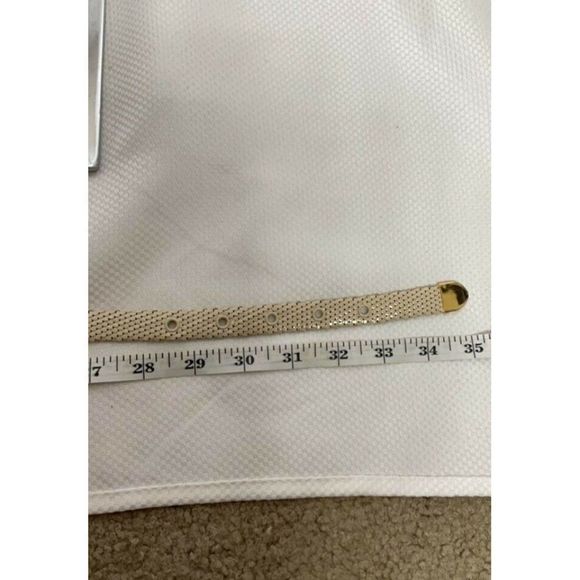 𝅺SMALL Marshal Metal Hong Kong NWOT Vintage beige belt gold hardware scales - Picture 6 of 6